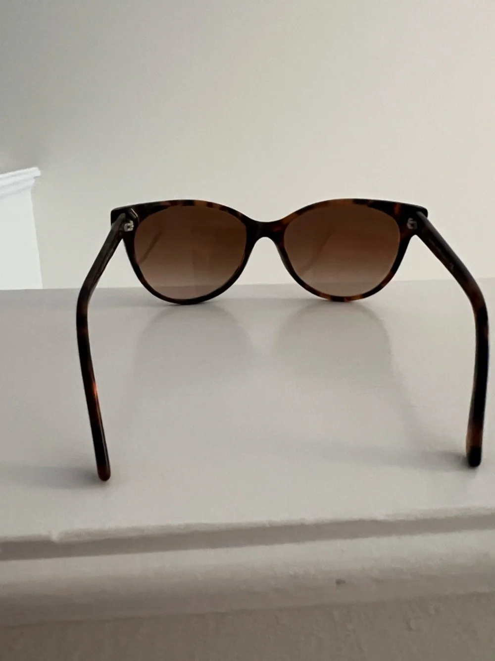 Versace Women's Tortoiseshell Sunglasses with Brown Gradient Lenses - Picture 7 of 8